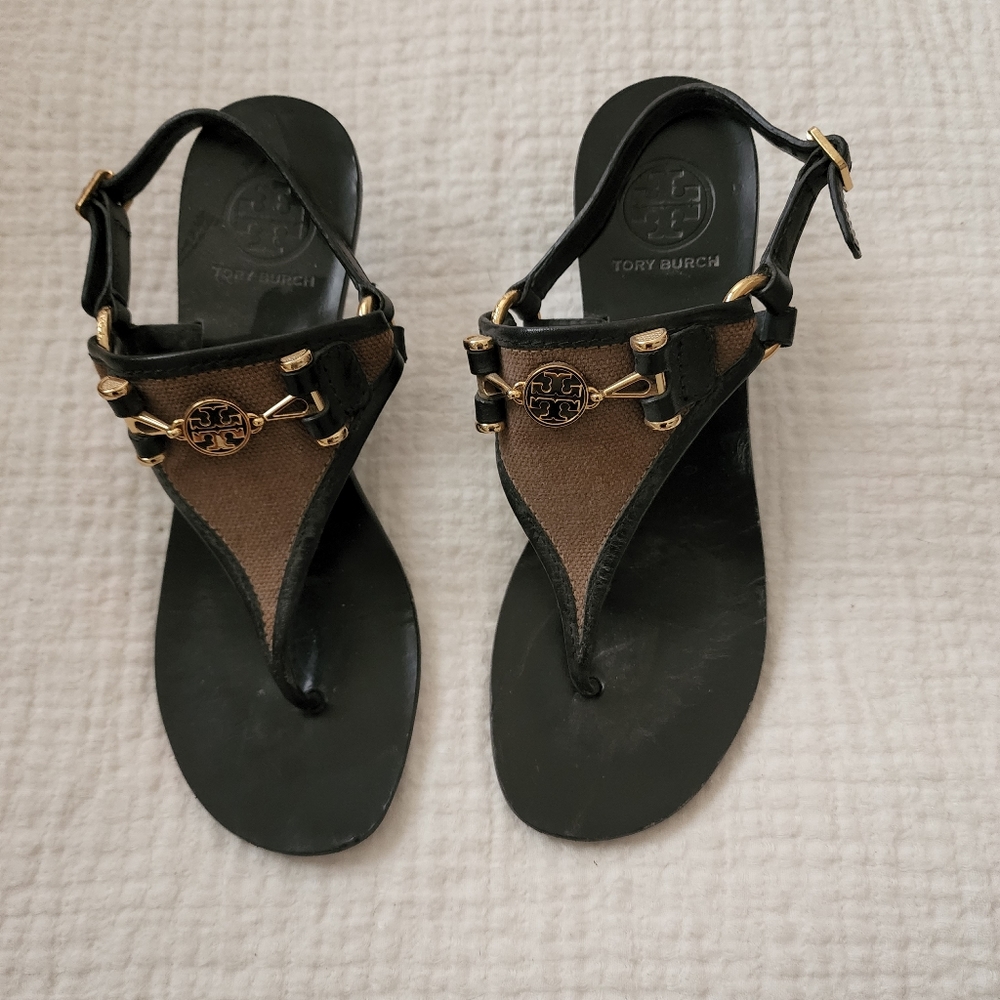 Darling Tory sandal